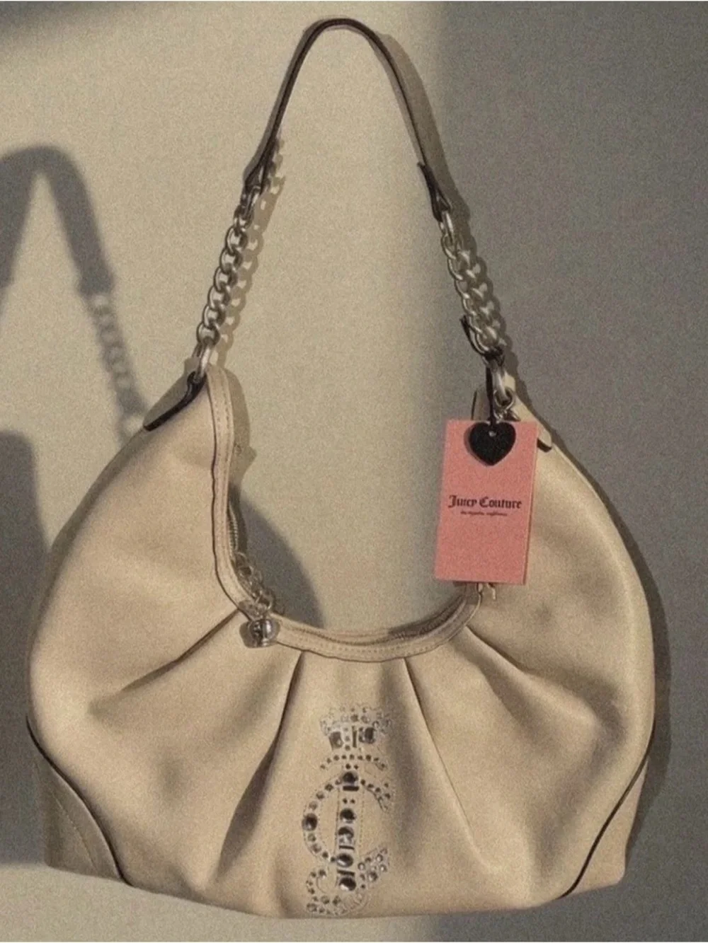 NWT Juicy Couture Beige Rhinestone Logo Hobo Bag ✨ Chain Accent • Y2K Luxe